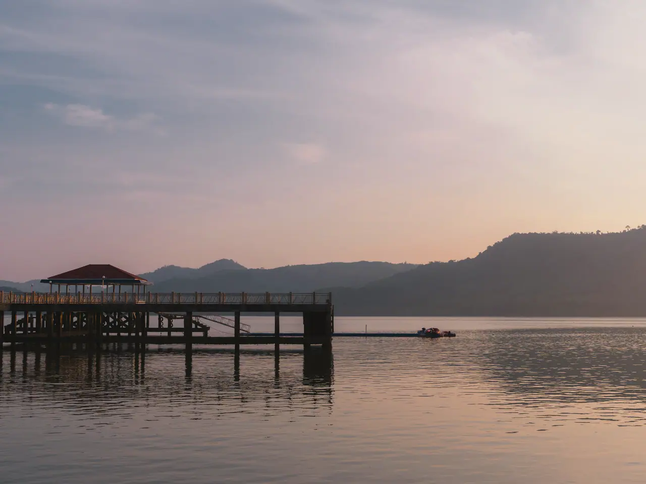 Breakfast tables on the river pier